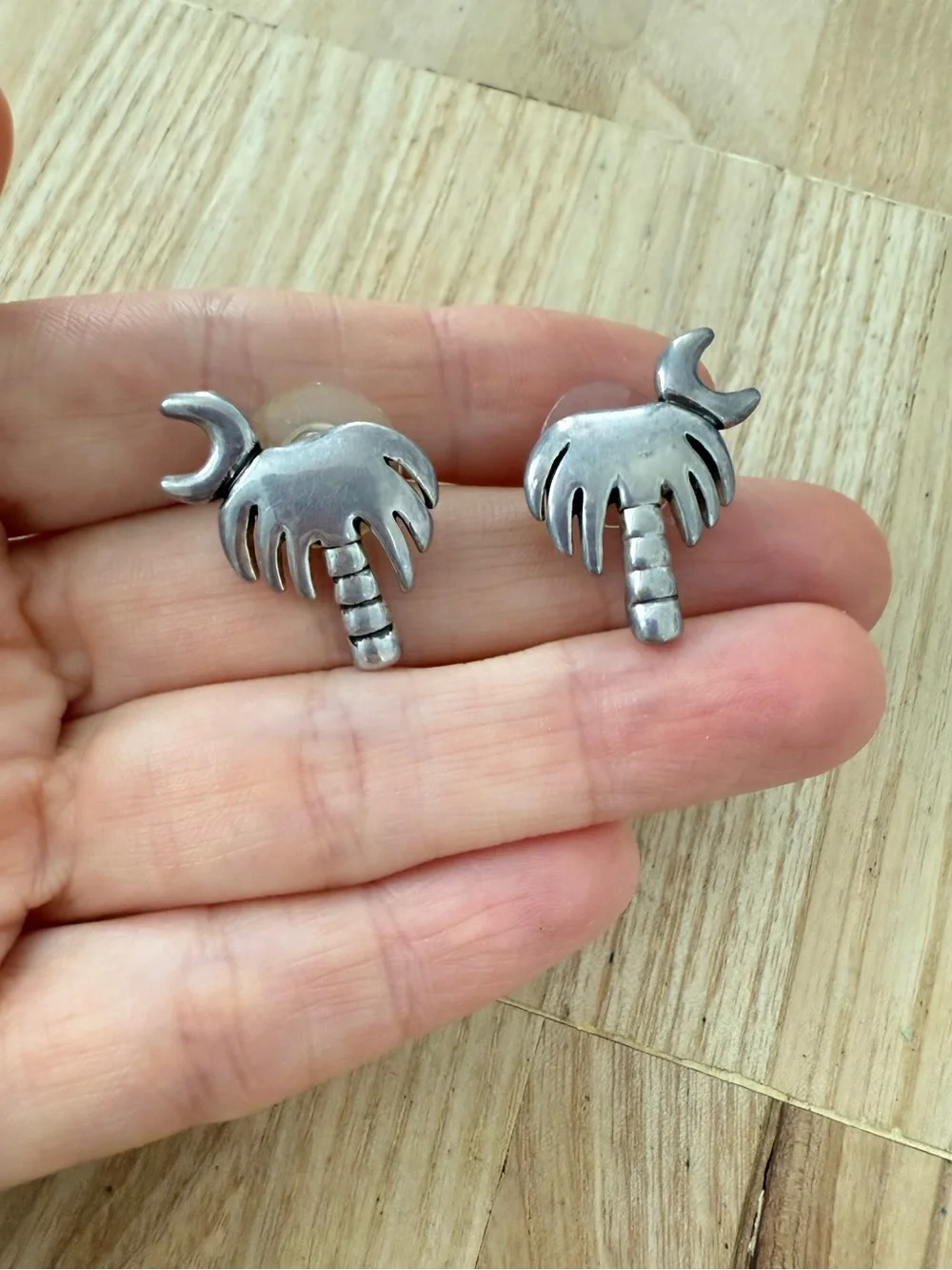 Vintage MJ silver tone South Carolina palmetto moon earrings on posts